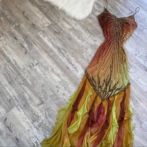 ISO-looking for-this stunning dress